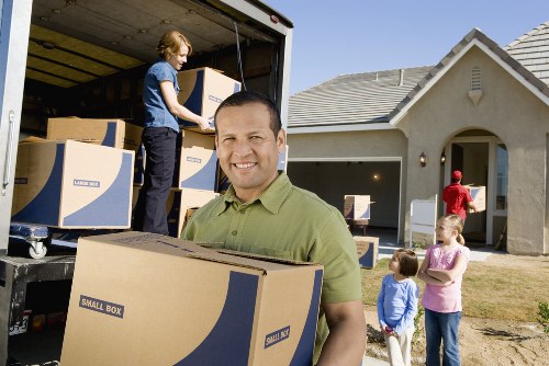 Choosing the right removal truck size for a Waterloo move